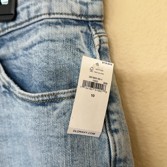 NWT Old Navy boyfriend jeans - Picture 3 of 3